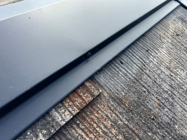 甲府市　棟板金交換工事